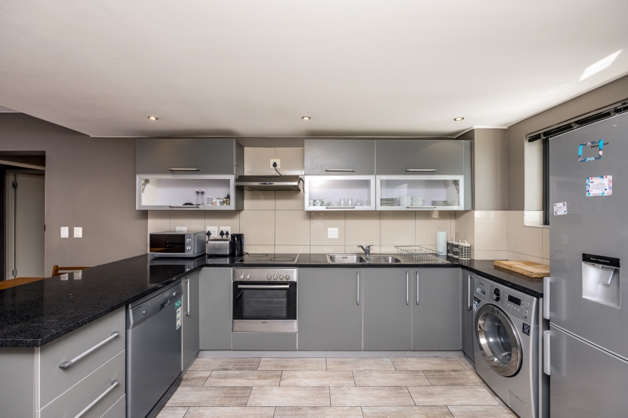 To Let 2 Bedroom Property for Rent in Cape Town City Centre Western Cape